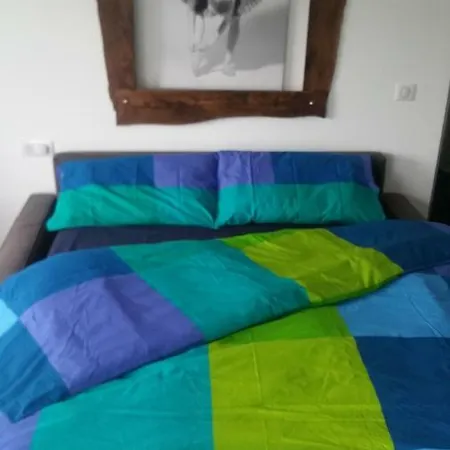 Happy Violette Apartment